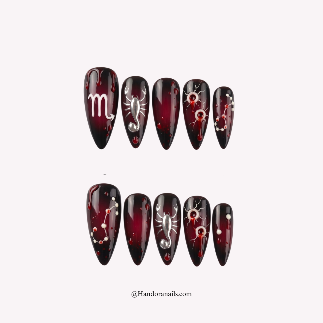 Venom Bite press-on nails – stiletto shape, silver and black