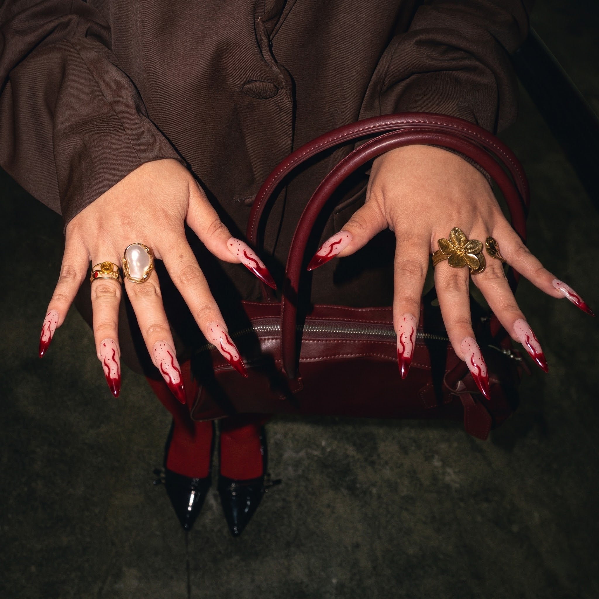 Changing_model_fingernails_2K_202608151355.jpg