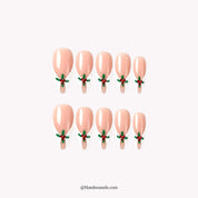 Evergreen Tip press-on nails – almond shape, white and nude
