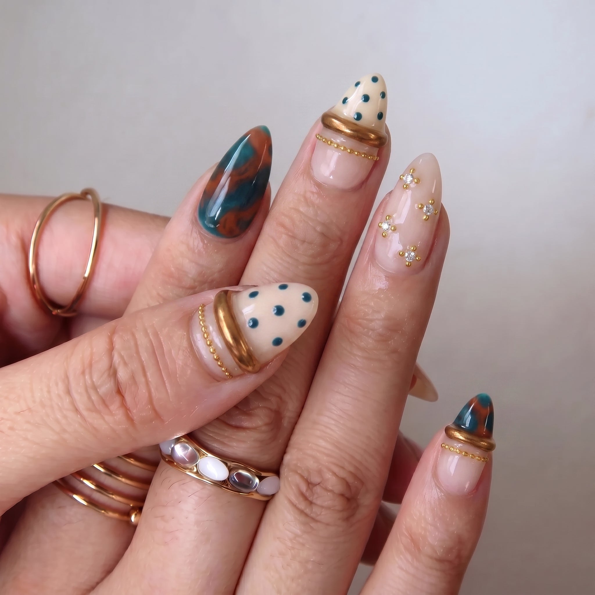 Teal Dots