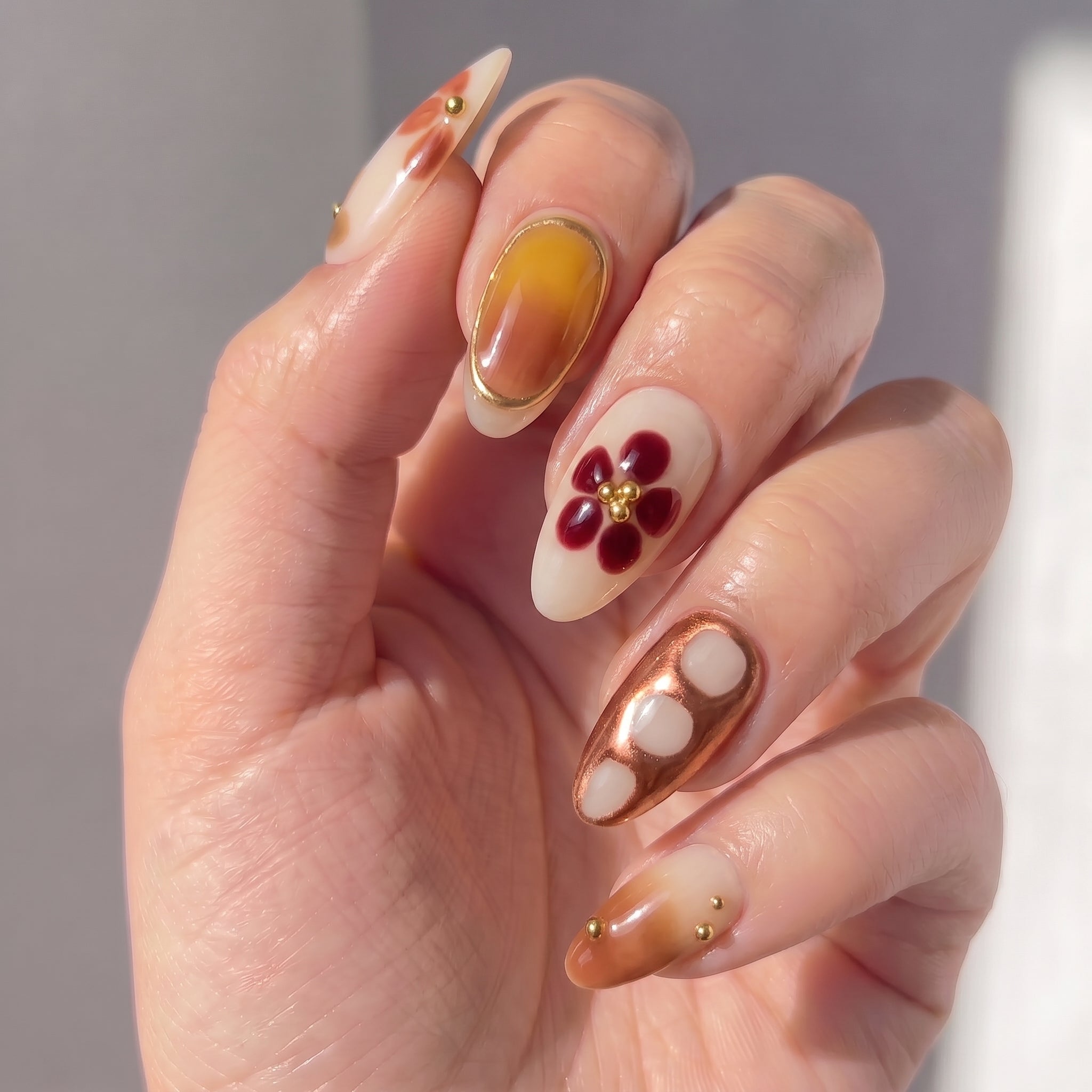 Amber Bloom