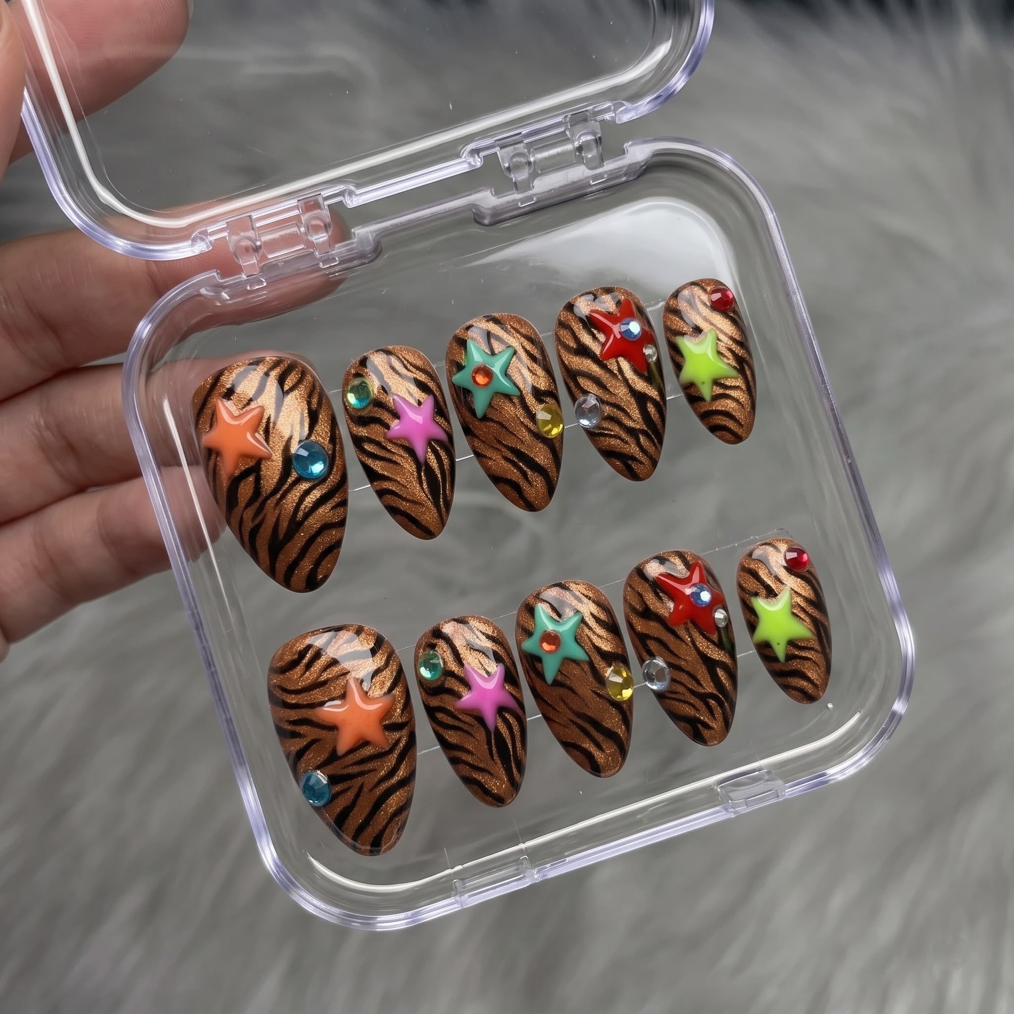 Jingle Jungle Christmas press-on nails - design view 9 by Handora Nails