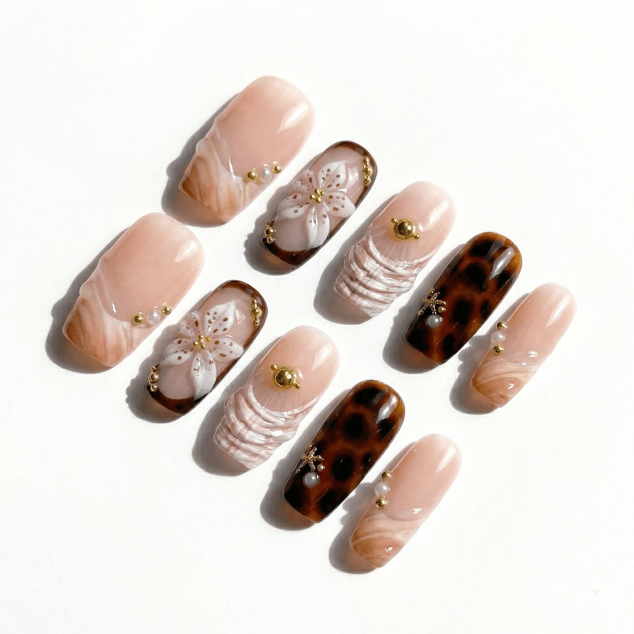 Amber Flora floral nail design – handmade press-on nails by Handora