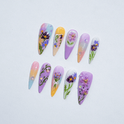 Aster Bloom floral nail design – handmade press-on nails by Handora