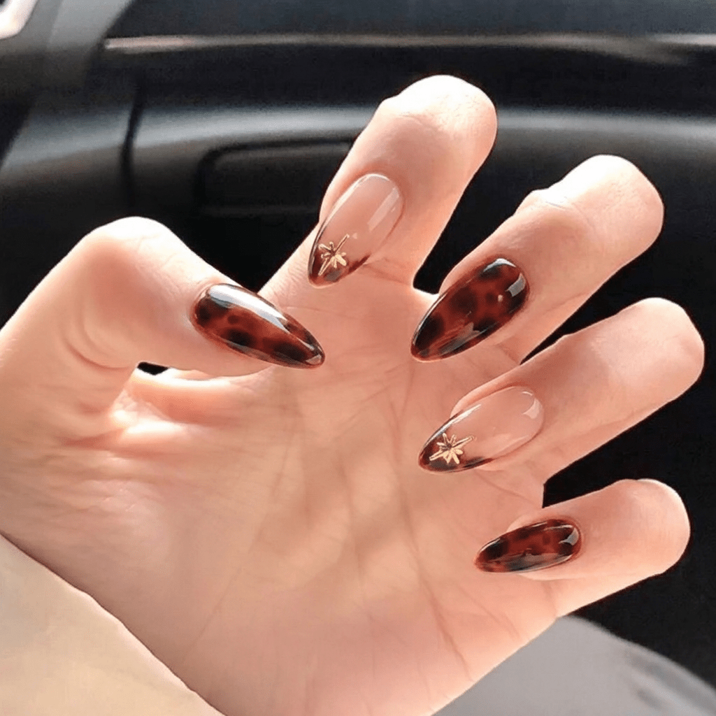 Astral Amber press-on nails – hand-painted reusable gel set by Handora
