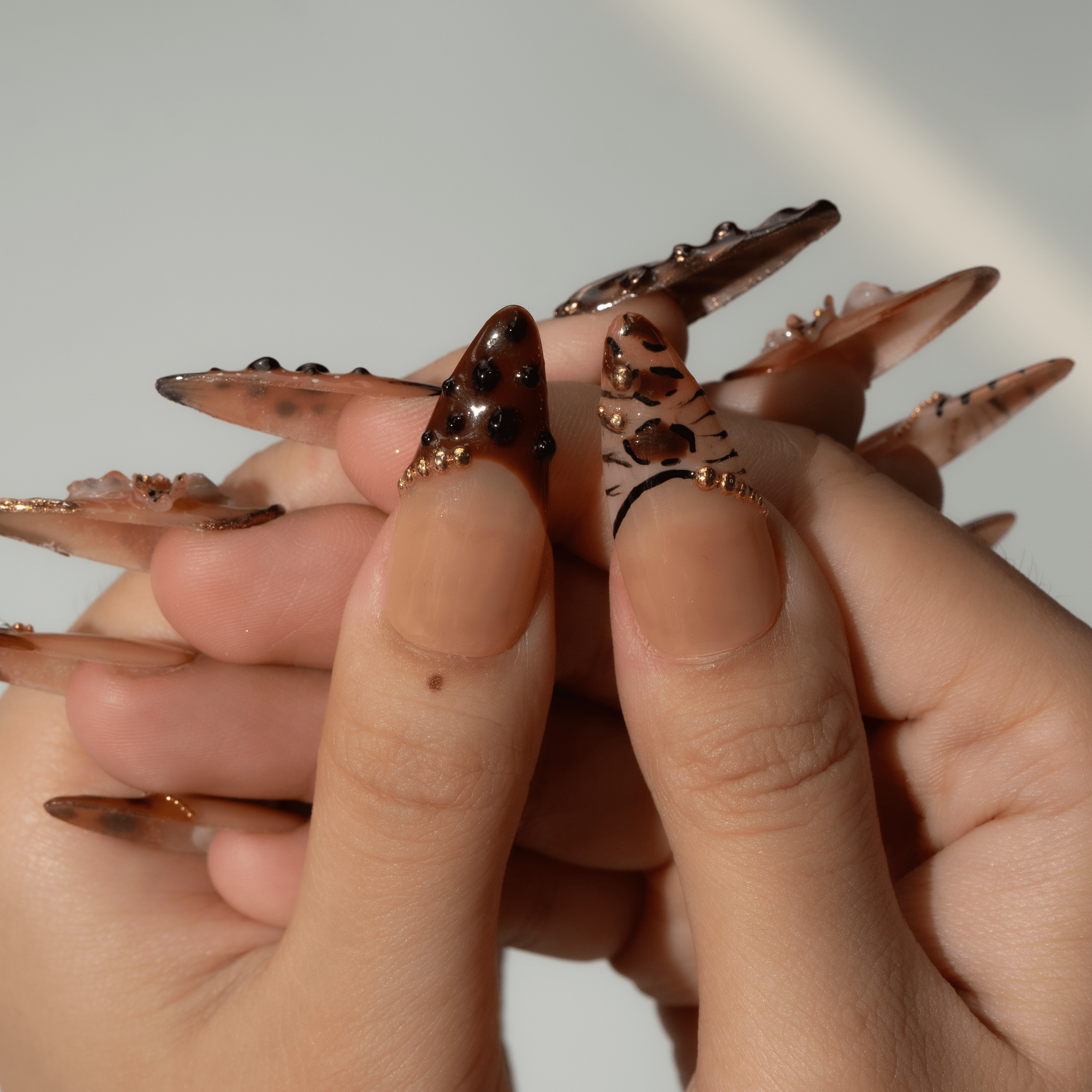 Autumn Blossom press-on nails – design close-up by Handora