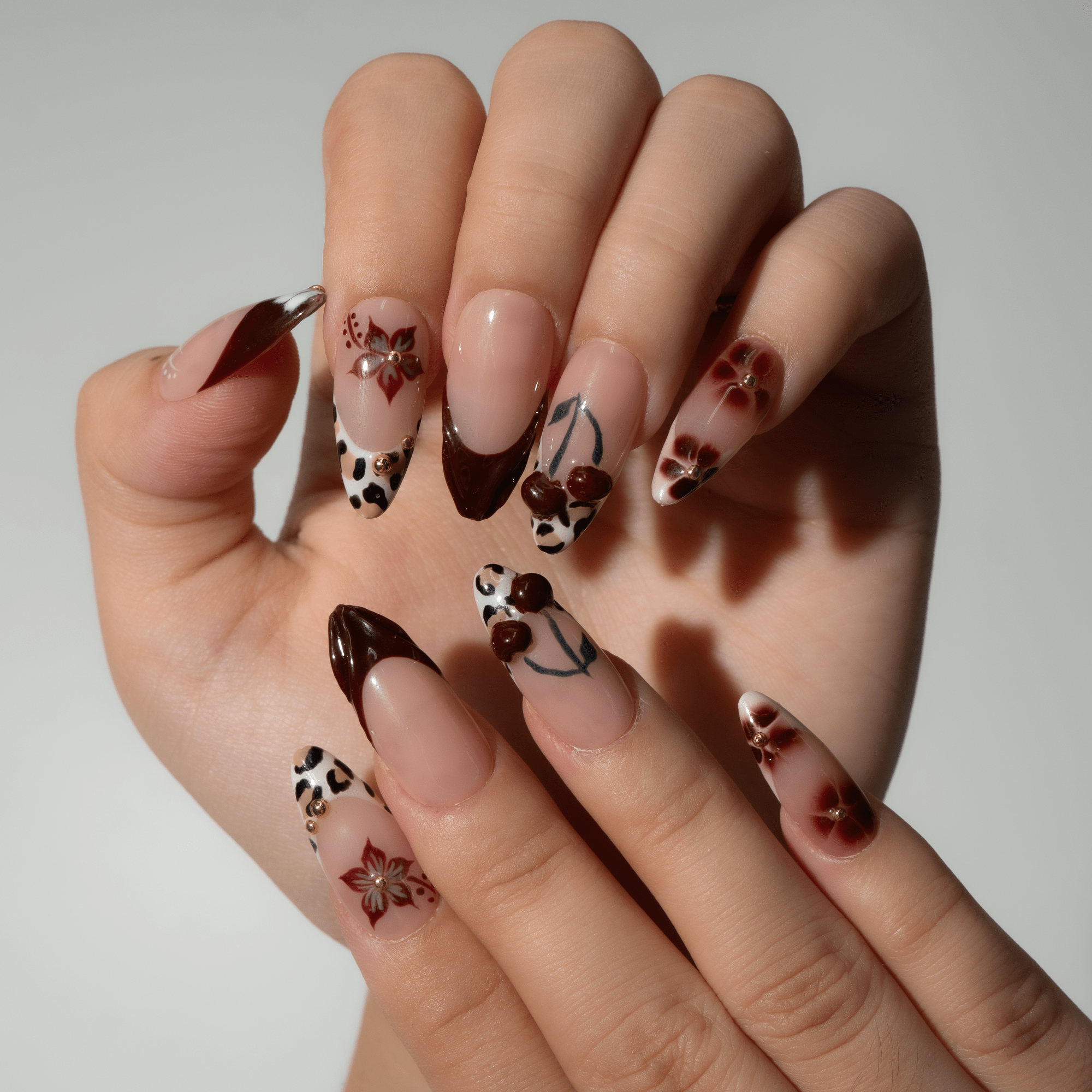 Autumn Cherry full press-on nail set – sizes XS–L by Handora