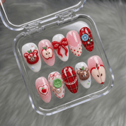 Beary Picnic full press-on nail set – sizes XS–L by Handora