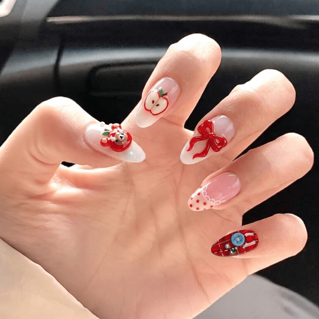 Beary Picnic press-on nails by Handora