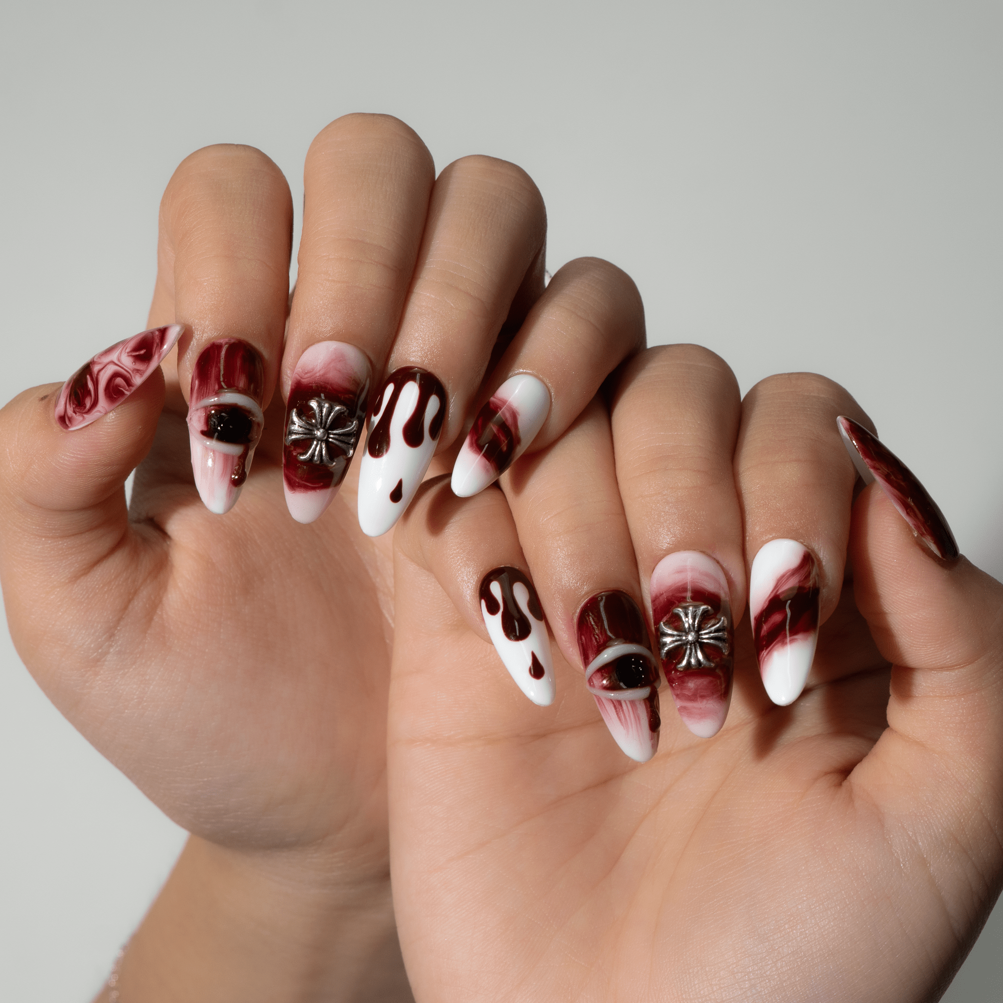 Bloody Night full press-on nail set – sizes XS–L by Handora