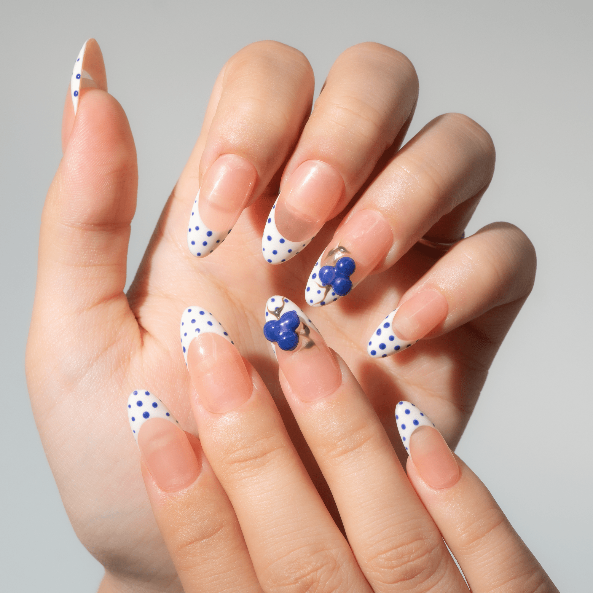 Blueberry Dot press-on nails – hand-painted reusable gel set by Handora