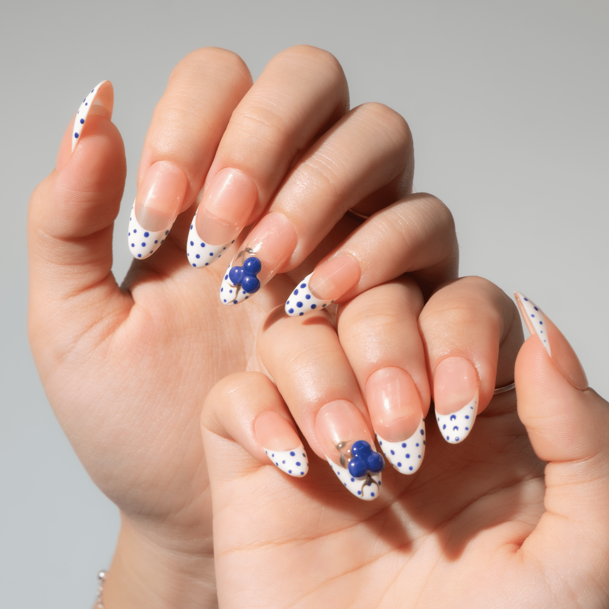 Blueberry Dot full press-on nail set – sizes XS–L by Handora