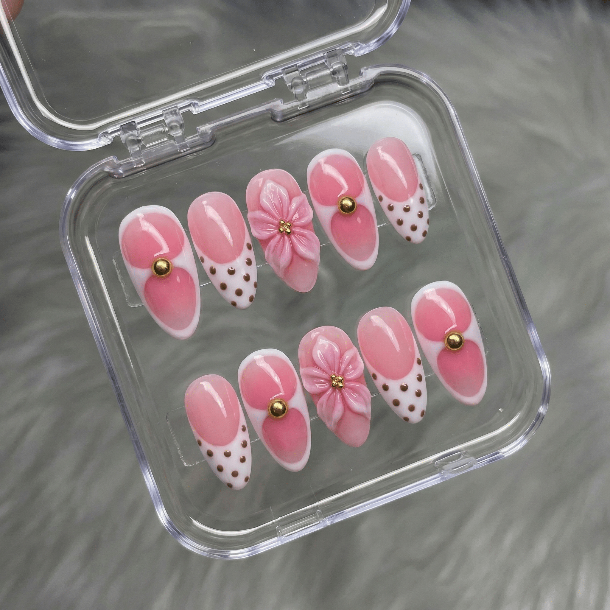 Blushing Flora floral nail design – handmade press-on nails by Handora