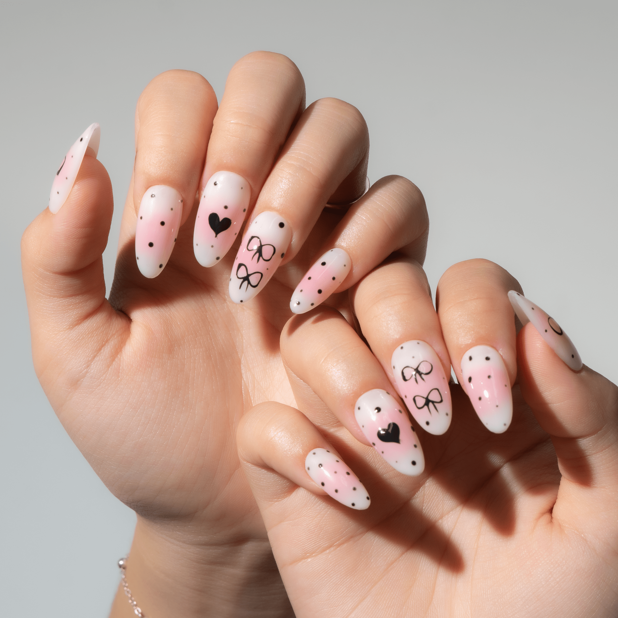 Bow Heart cute nail design – handmade press-on nails by Handora