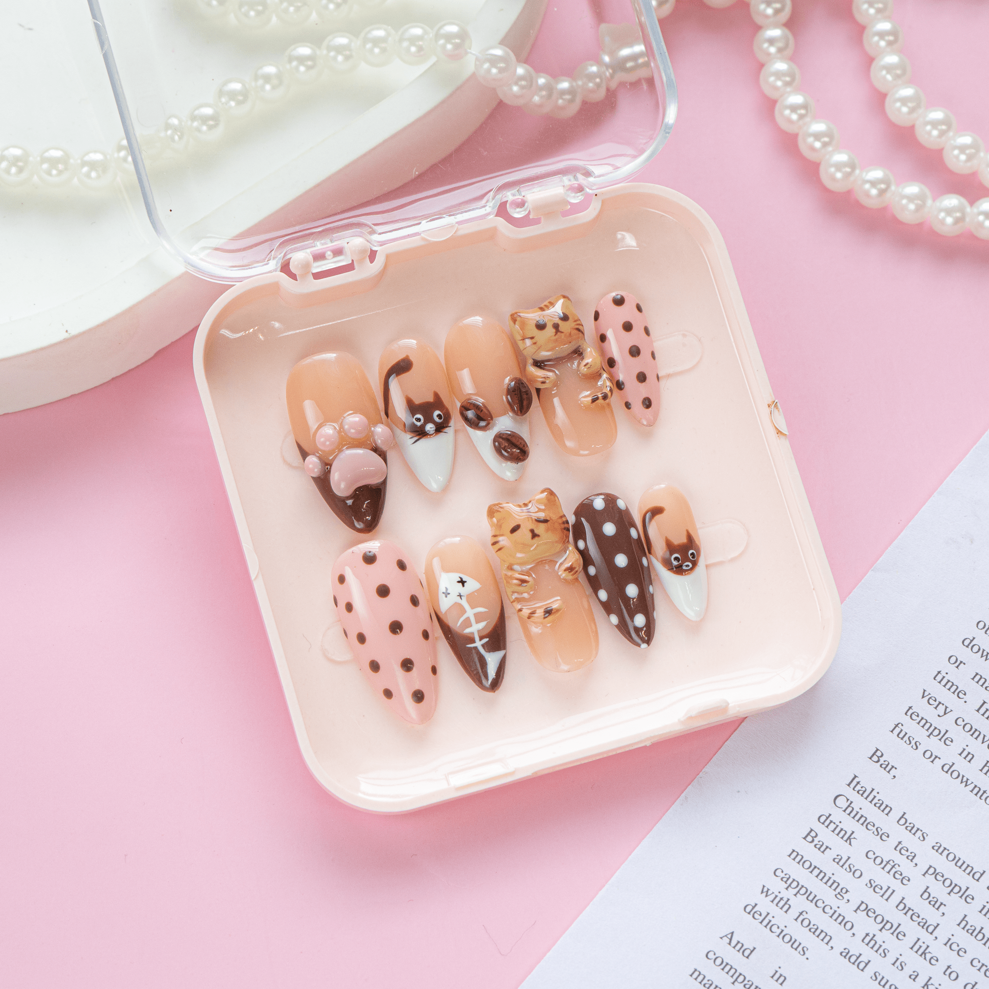 Brownie Kitty almond press-on nails – design close-up by Handora