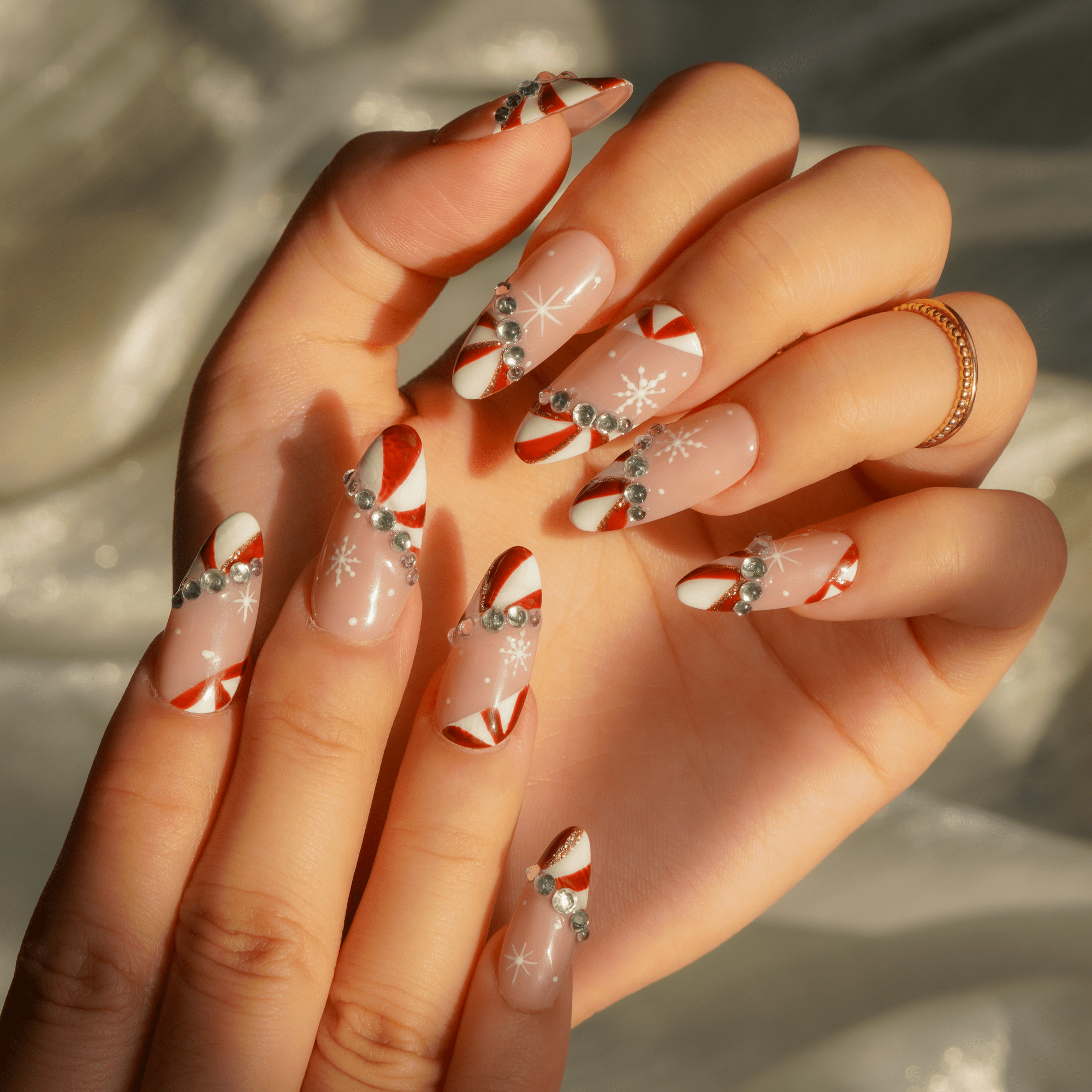 Candy Glam press-on nails – hand-painted reusable gel set by Handora