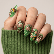Clover Cat press-on nails – hand-painted reusable gel set by Handora