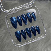 Crimson Aura press-on nails – design close-up by Handora