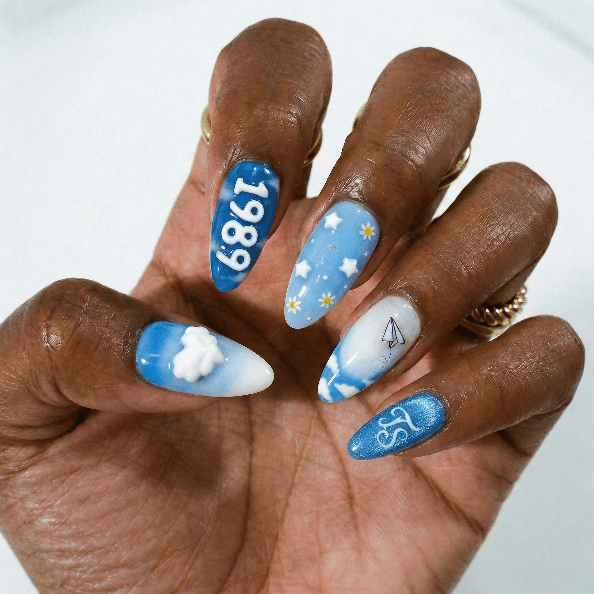 Crystal Skies - Handora Nails - 1989 era nailsaesthetic nailsalmond nails
