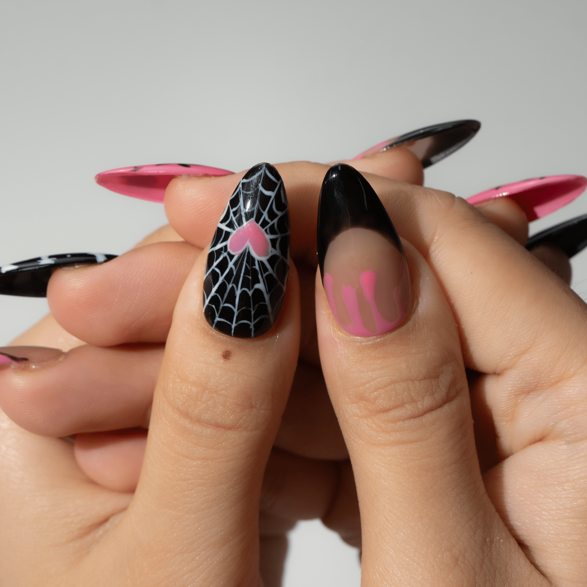 Cute Boo press-on nails – design close-up by Handora