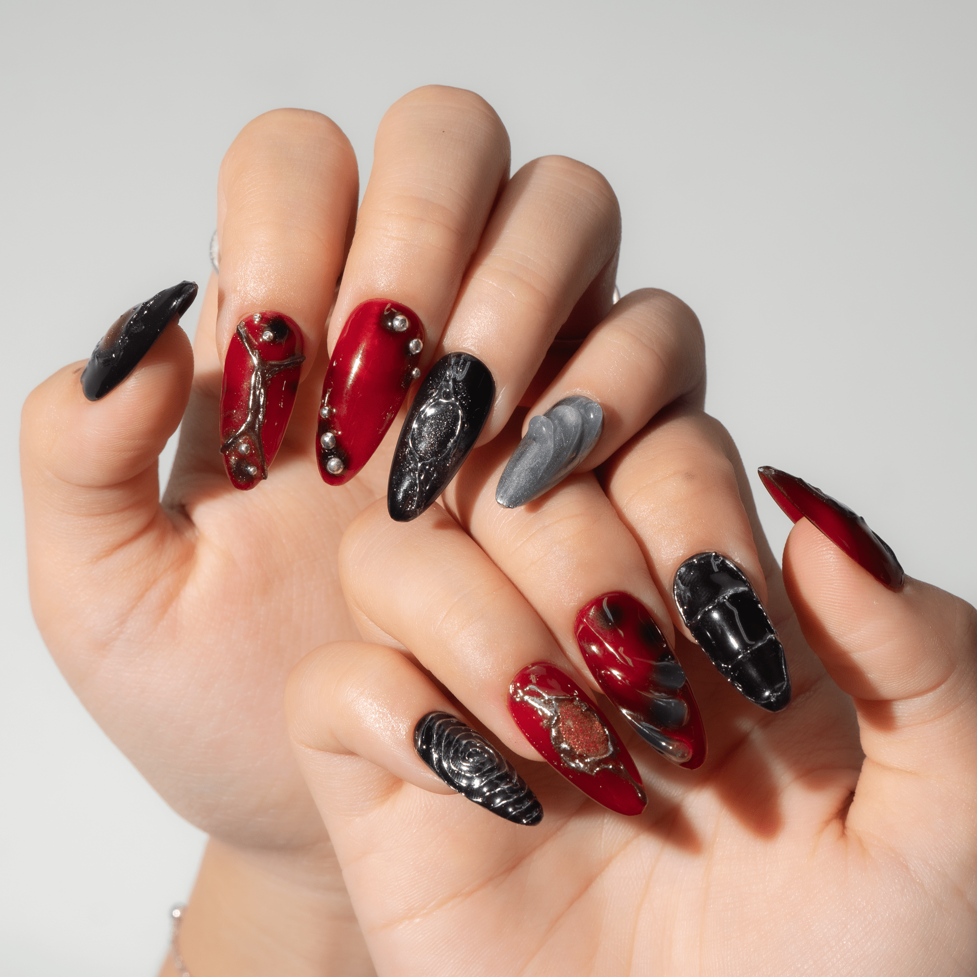 Dark Ember full press-on nail set – sizes XS–L by Handora