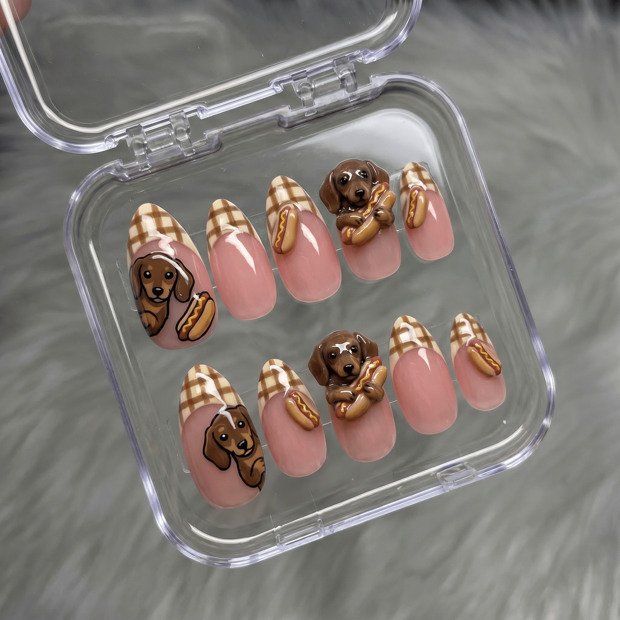 Doxie Hotdog full press-on nail set – sizes XS–L by Handora
