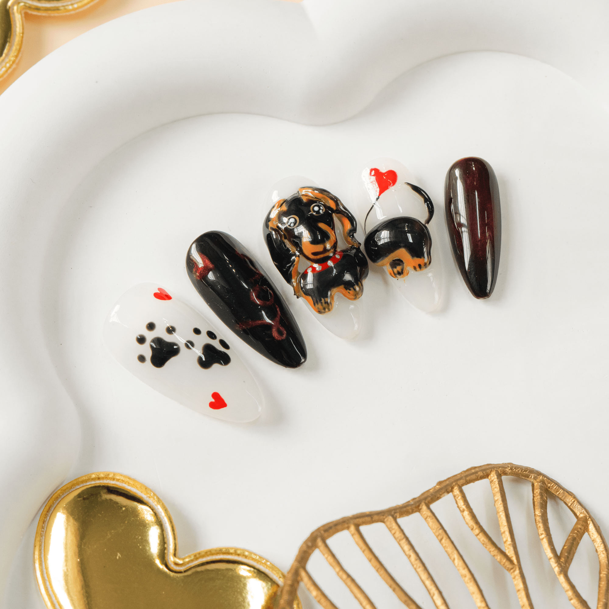 Dyno Pup press-on nails – design close-up by Handora