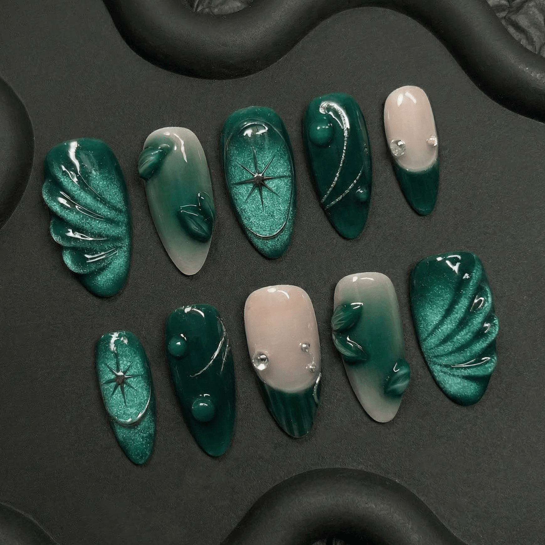 Emerald Elegance press-on nails – hand-painted reusable gel set by Handora