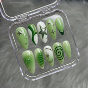 Emerald Star press-on nails – hand-painted reusable gel set by Handora