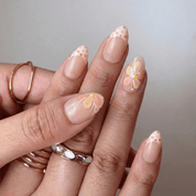 Floral Dots press-on nails – hand-painted reusable gel set by Handora