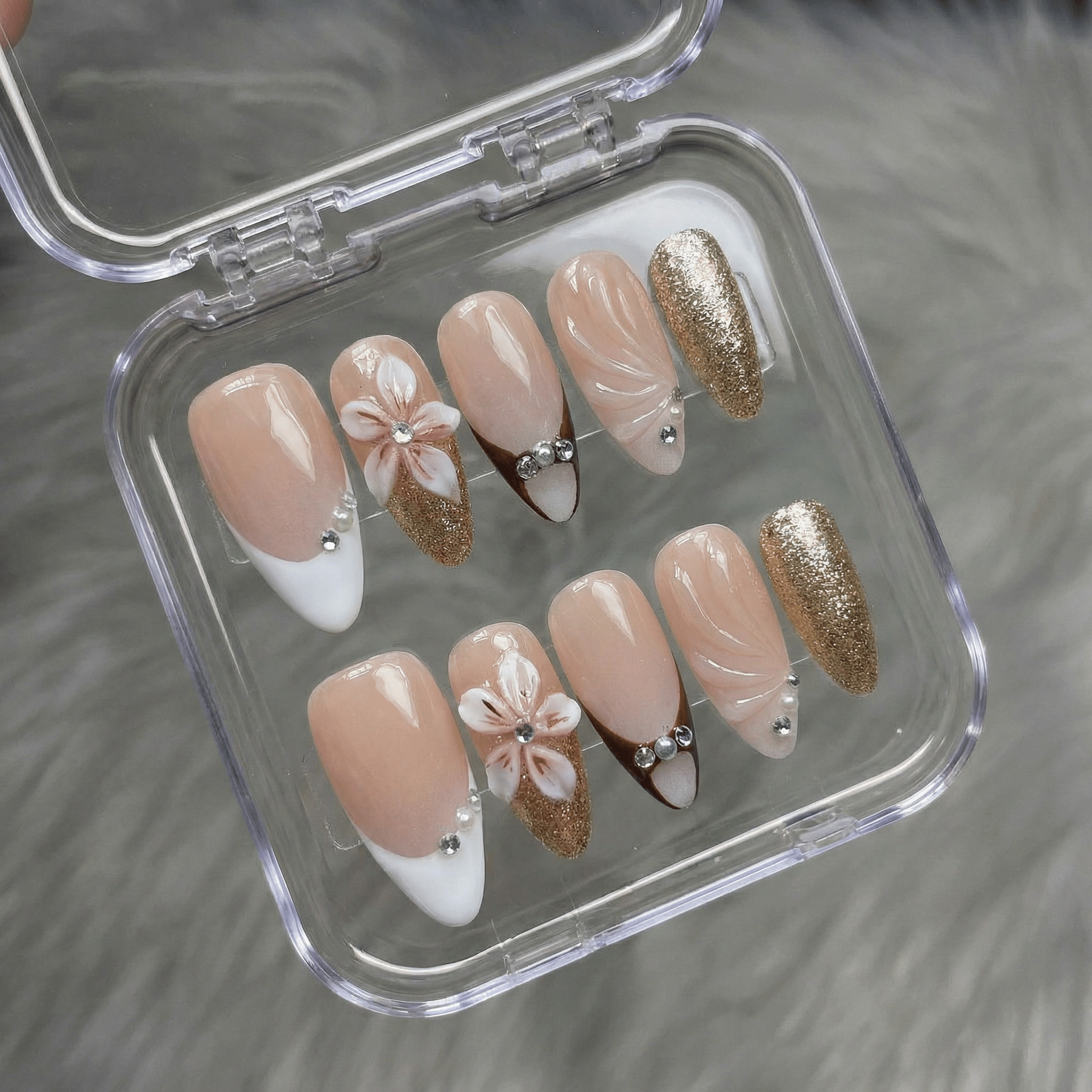 Floral Elegance floral nail design – handmade press-on nails by Handora