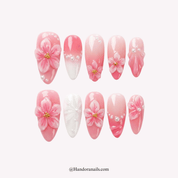 Floral Glaze floral press-on nails by Handora