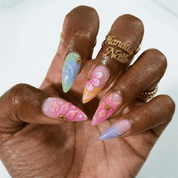 Floral Pastel press-on nails – hand-painted reusable gel set by Handora