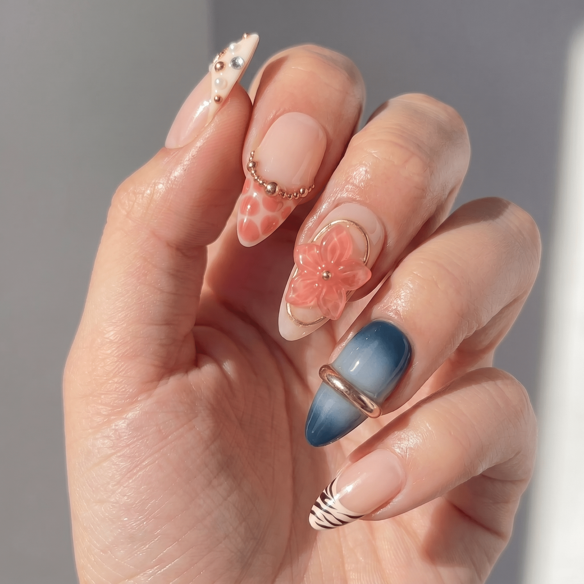 Floral Sapphire press-on nails – hand-painted reusable gel set by Handora