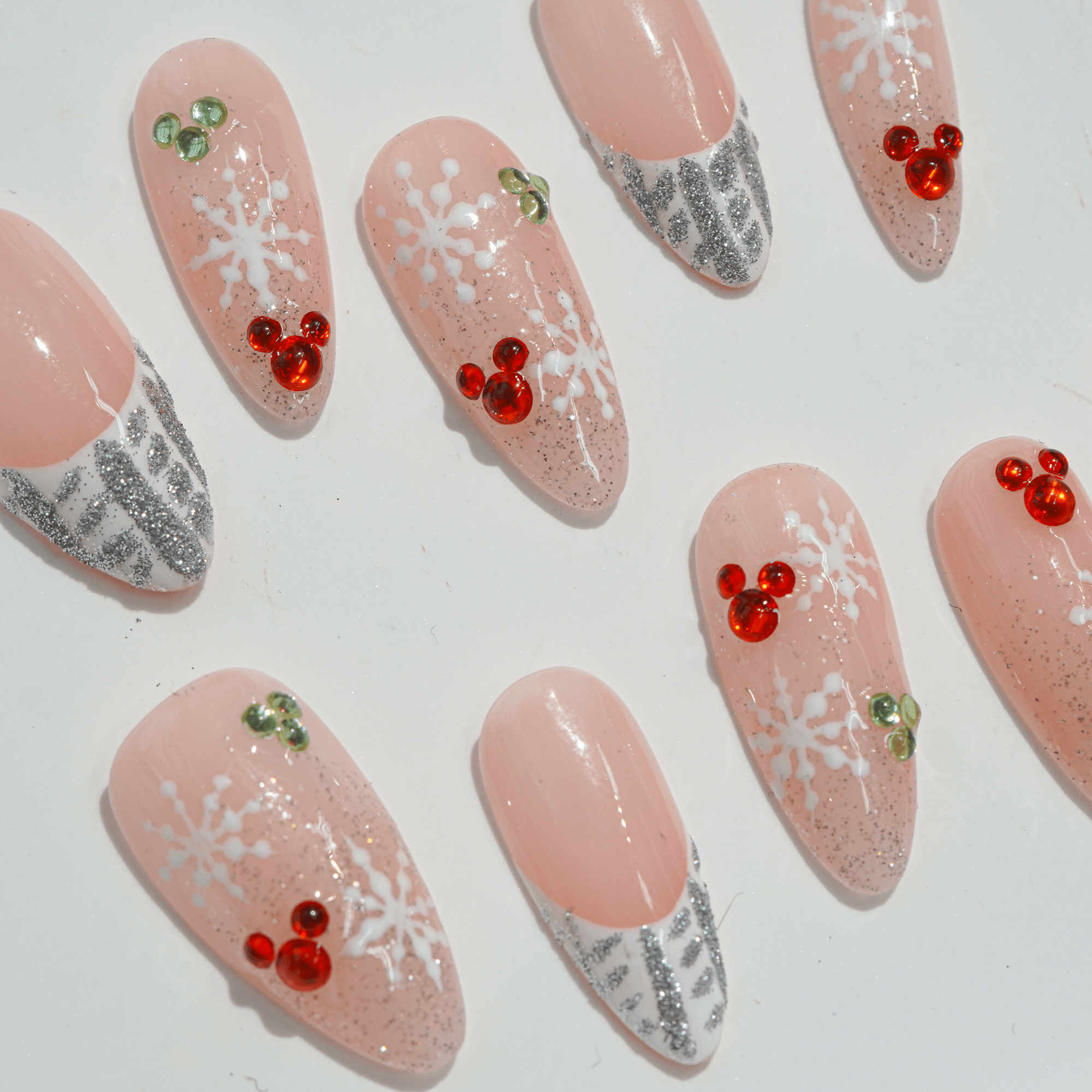 Frost Kiss christmas nail design – handmade press-on nails by Handora