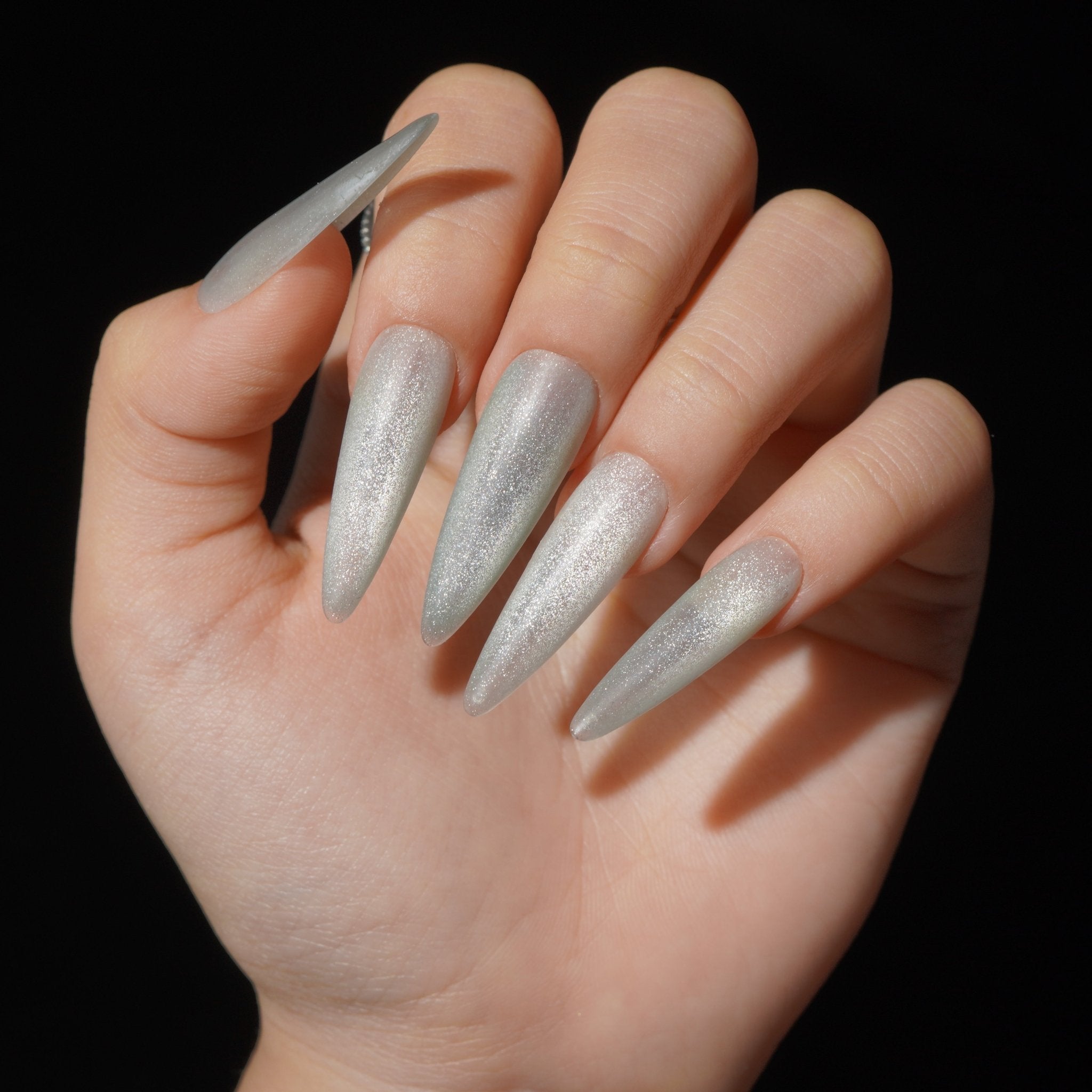 Frostveil cat eye nail design – handmade press-on nails by Handora