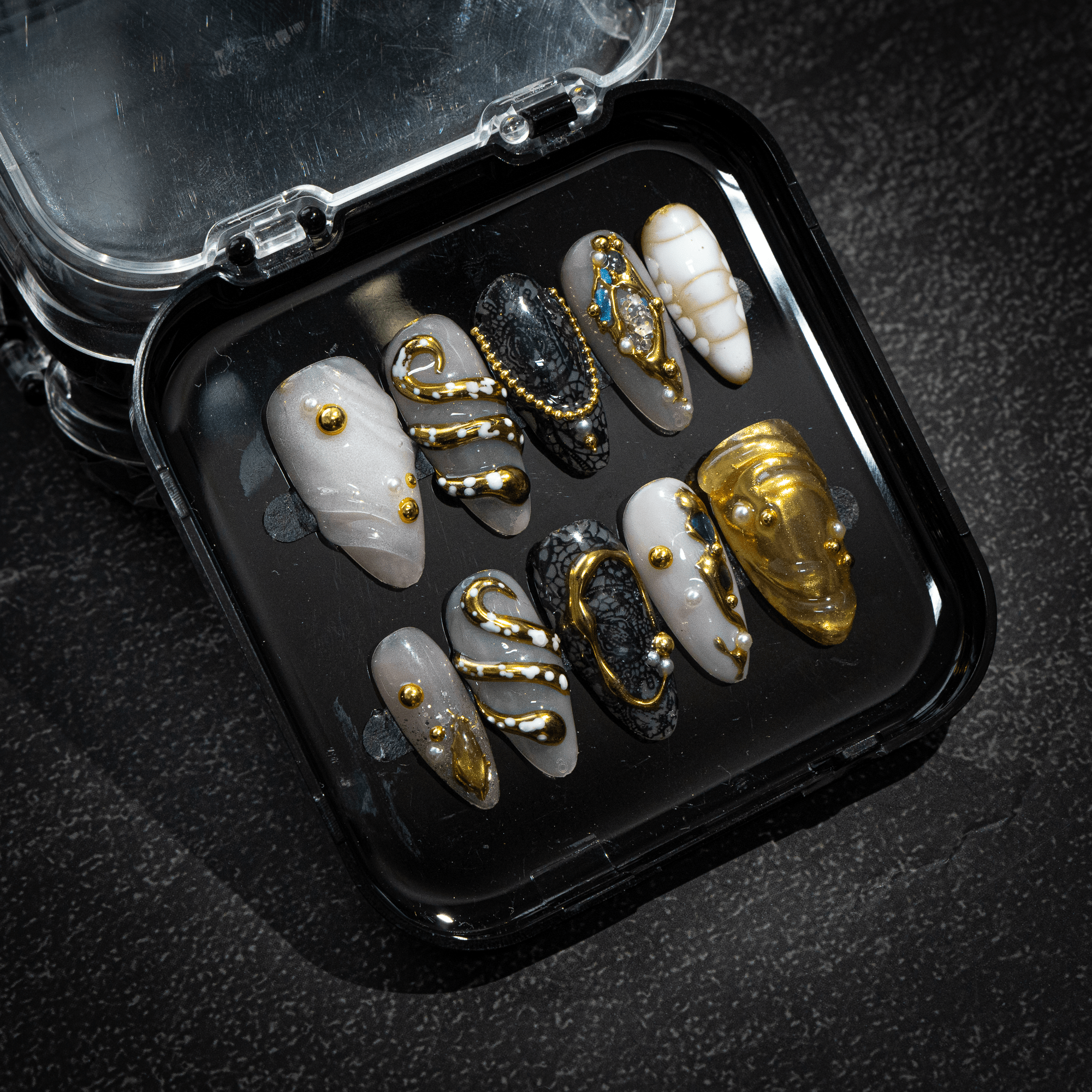 Gilded Baroque press-on nails – design close-up by Handora