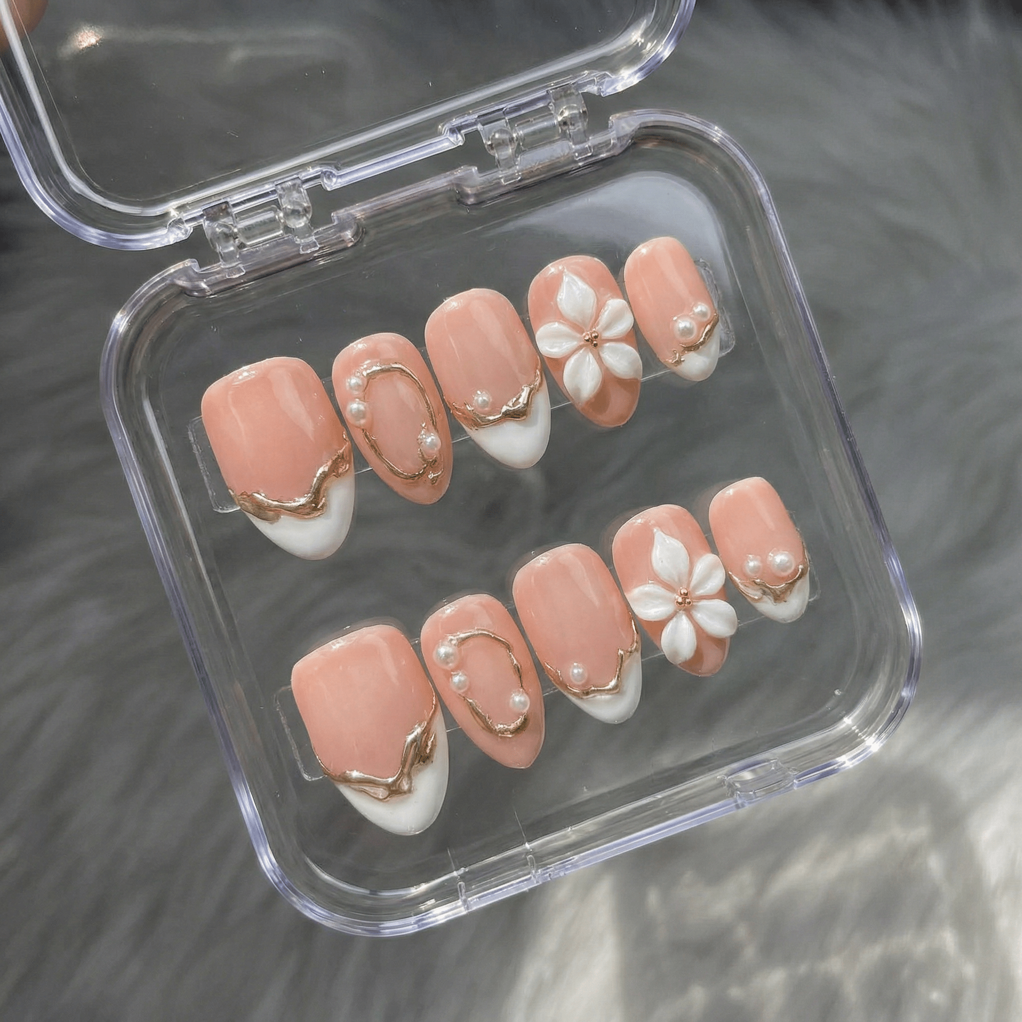 Gilded Bloom floral nail design – handmade press-on nails by Handora
