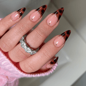 Gilded Leopard nail design – handmade press-on nails by Handora