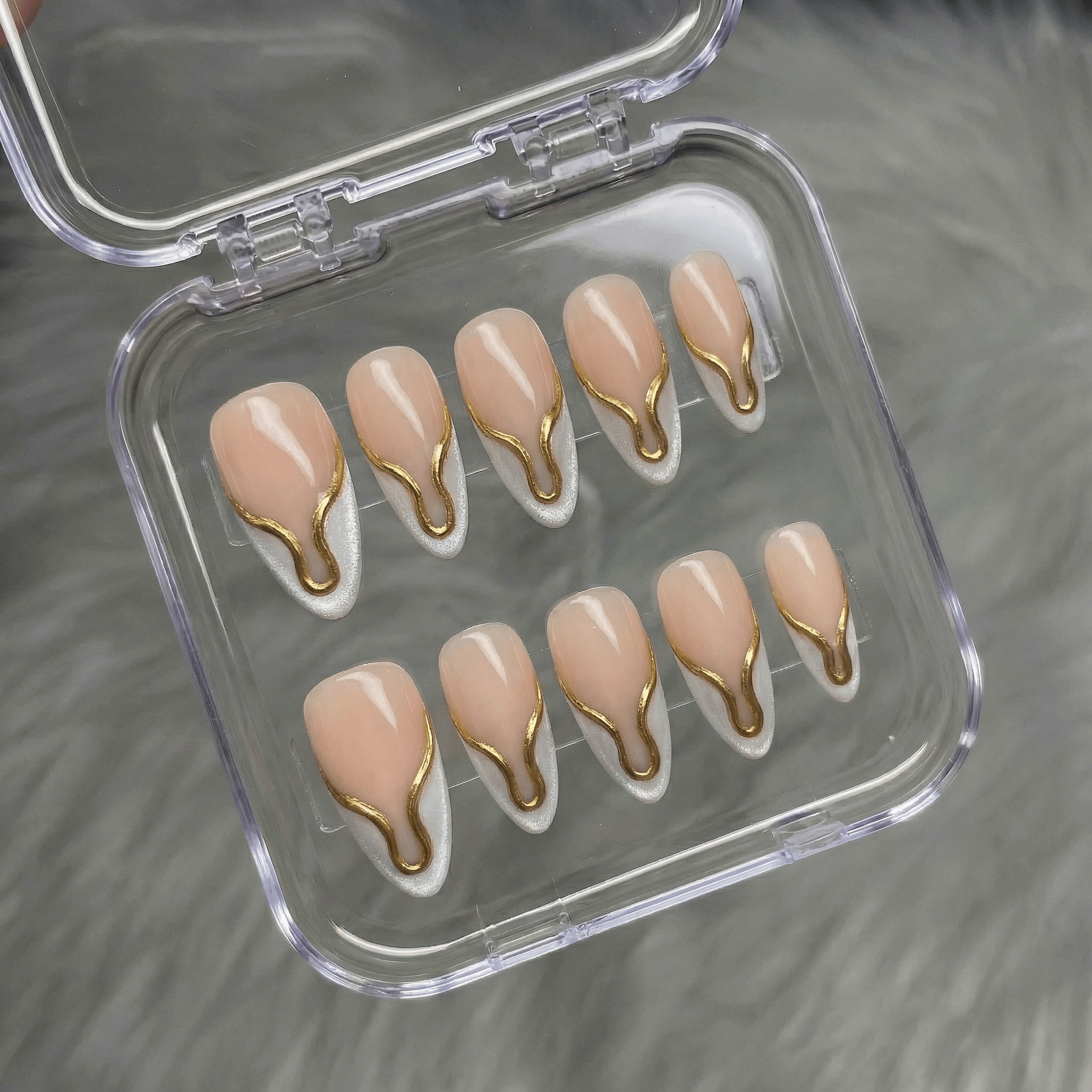 Gilded Onyx press-on nails – design close-up by Handora