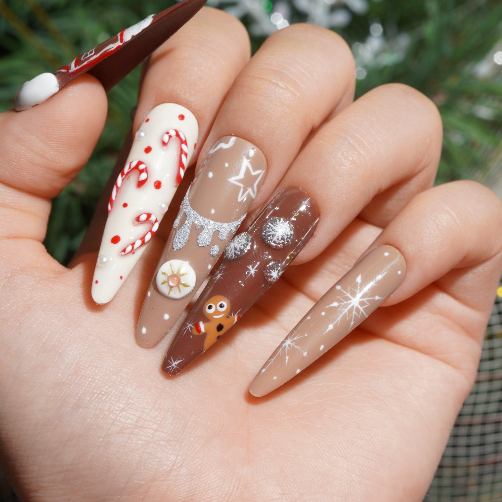 Ginger Dream press-on nails by Handora