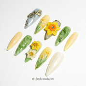 Golden Dragonfly almond press-on nails – design close-up by Handora