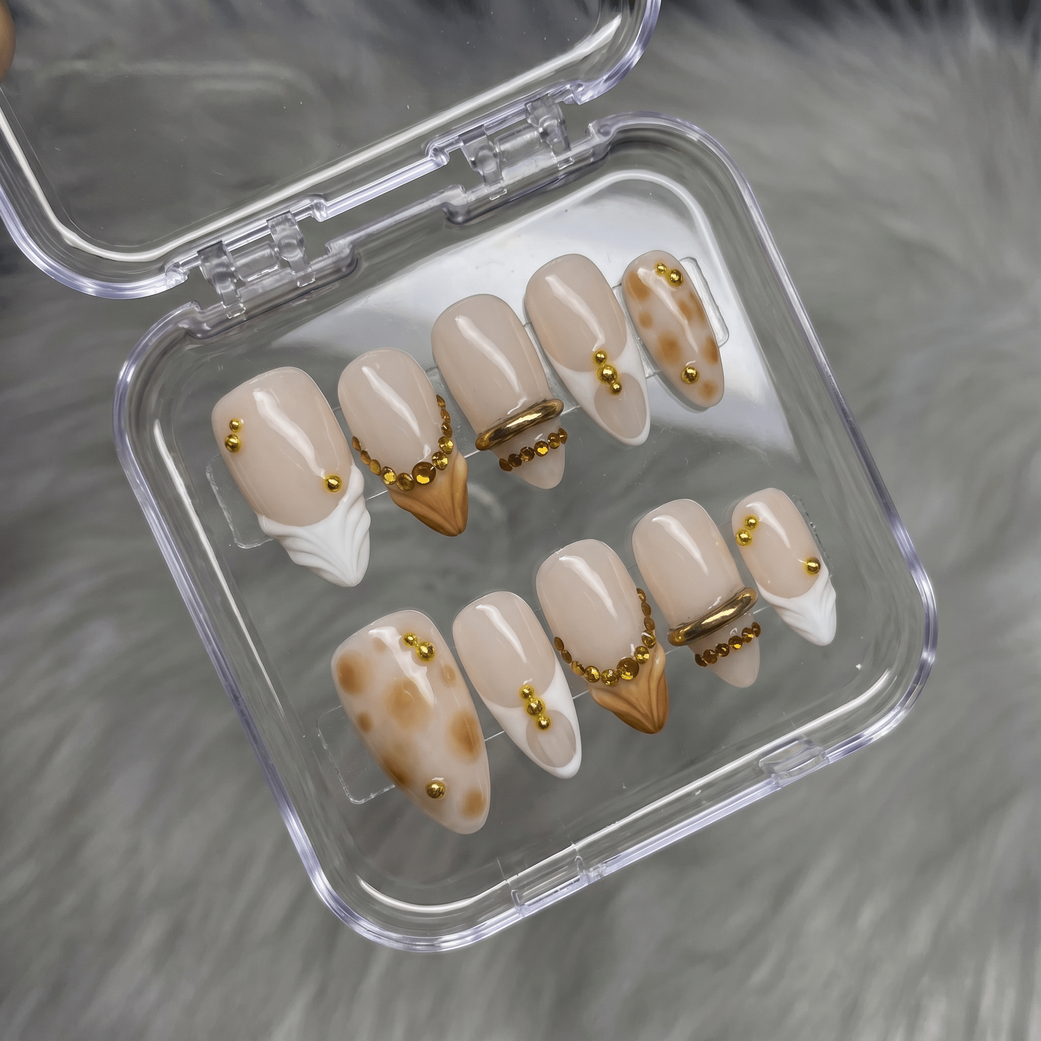 Golden Leopard gold press-on nails by Handora