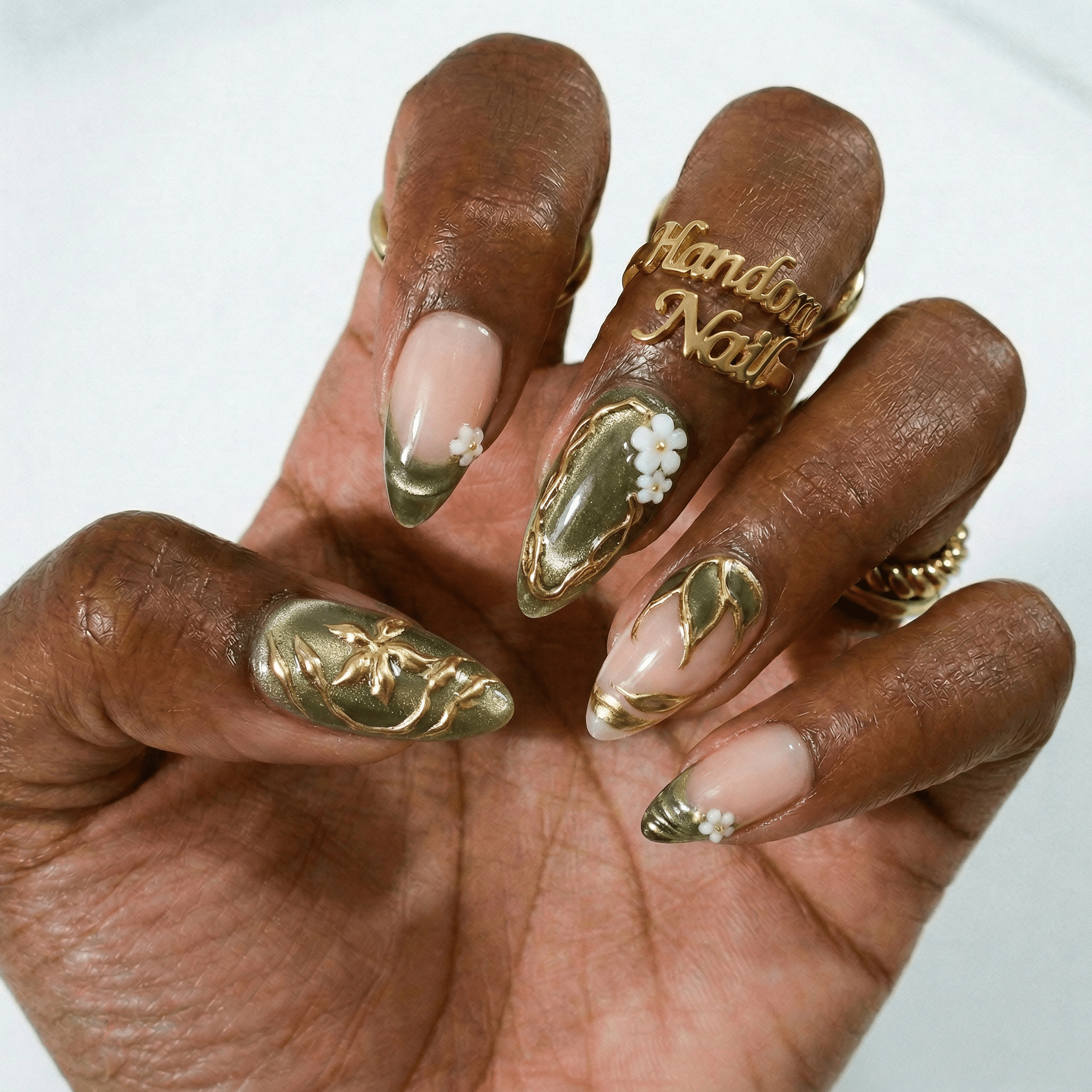 Golden Moss - Handora Nails - cat eye nailsgel nailsgreen nails