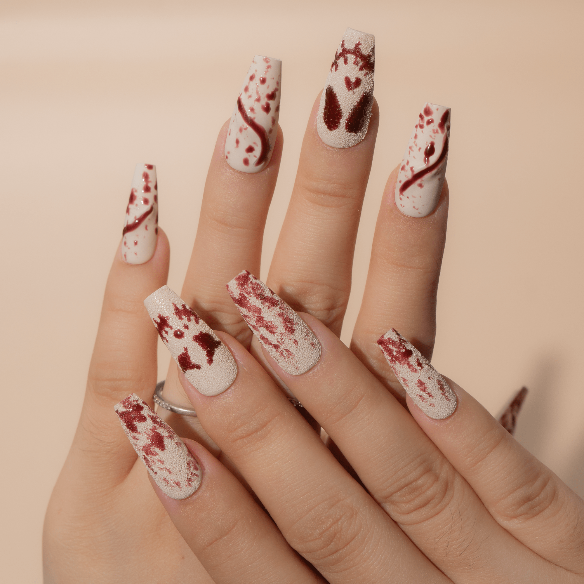 Gore Grunge press-on nails – hand-painted reusable gel set by Handora