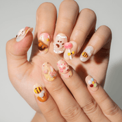 Honey Bear press-on nails – hand-painted reusable gel set by Handora
