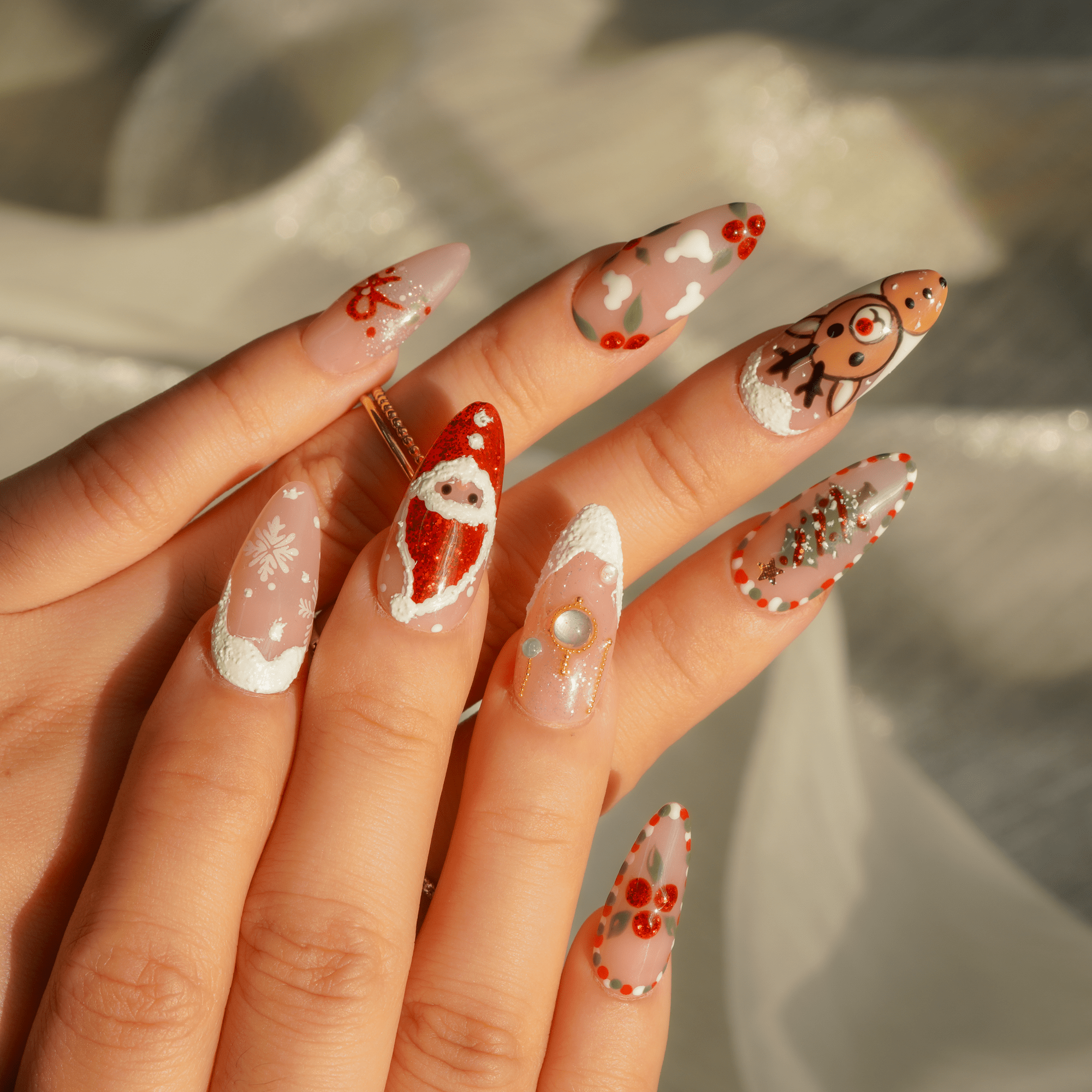 Jolly Joy nail design – handmade press-on nails by Handora