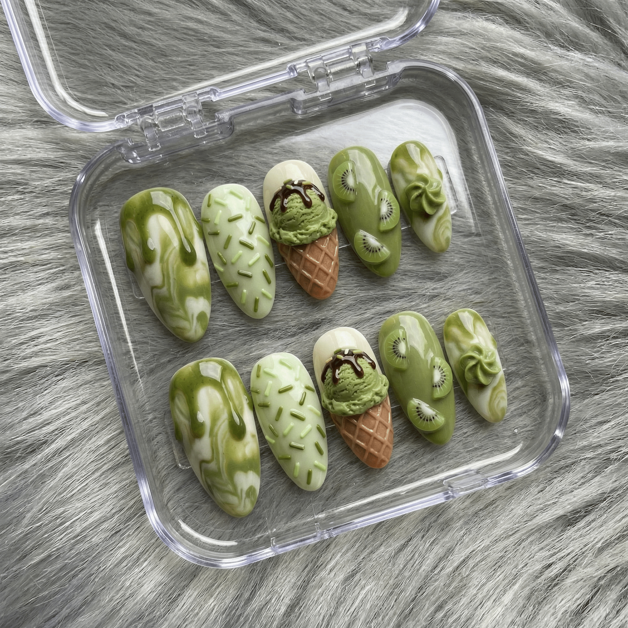 Kiwi Sundae full press-on nail set – sizes XS–L by Handora