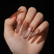 Latteglow cat eye nail design – handmade press-on nails by Handora