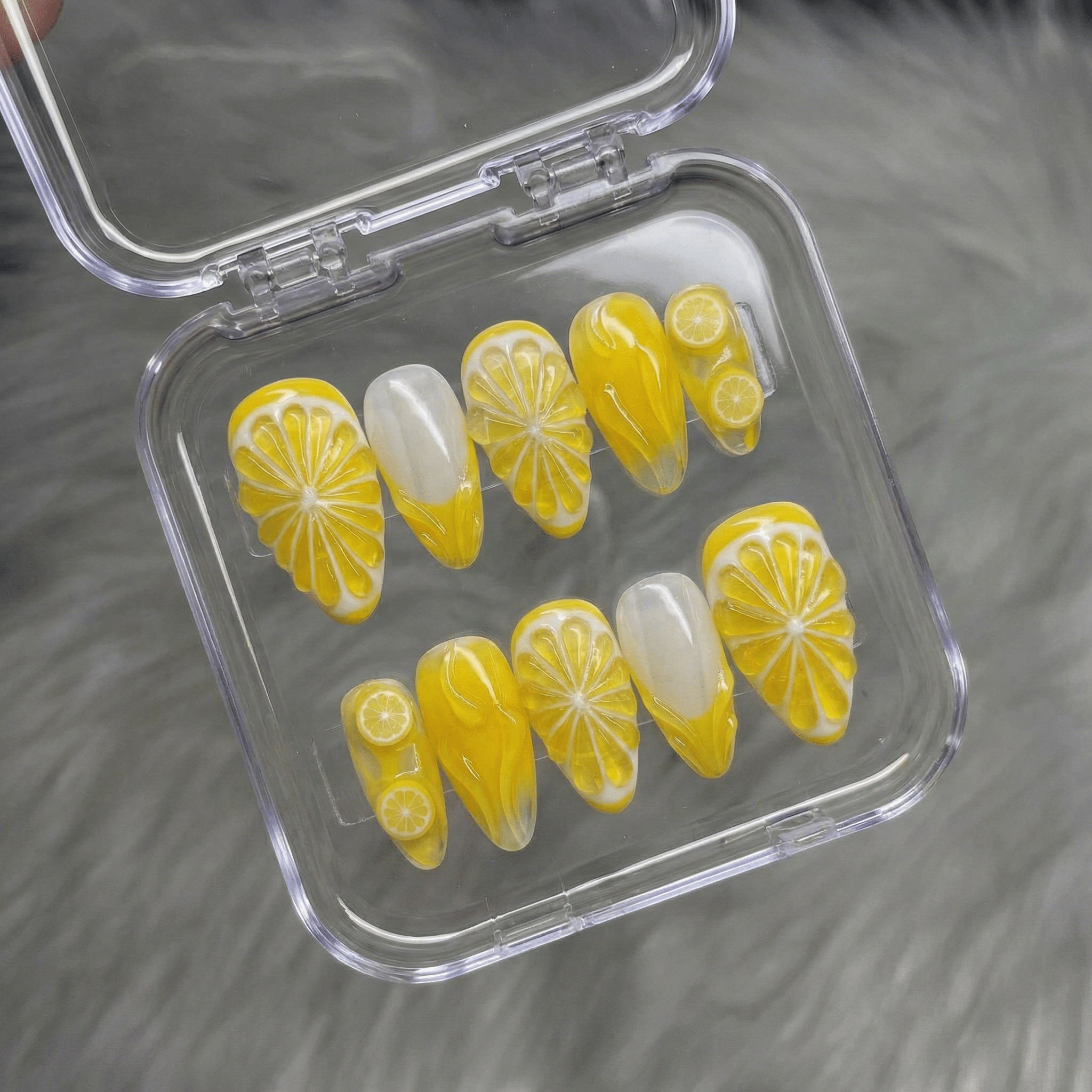 Lemon Glow full press-on nail set – sizes XS–L by Handora
